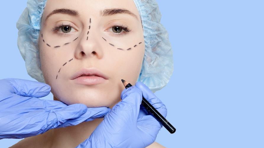 Faedah Pembedahan Estetik di Klinik di Turki